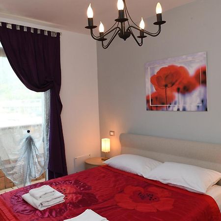 Ferienwohnung Favola Bella The Panoramic Penthouse Bardolino Exterior foto