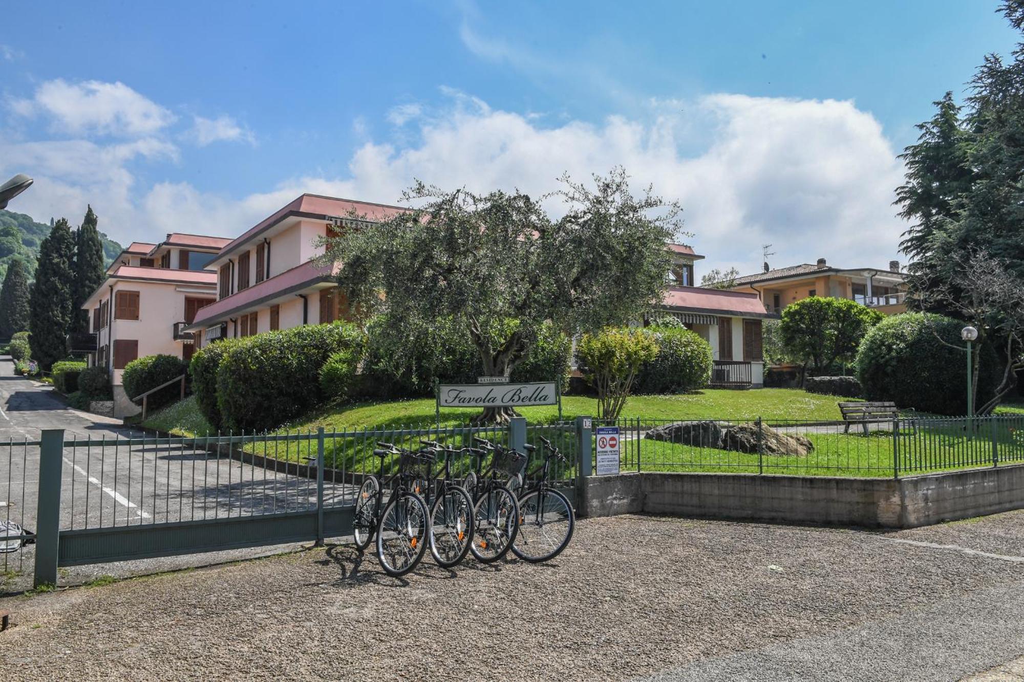 Ferienwohnung Favola Bella The Panoramic Penthouse Bardolino Exterior foto